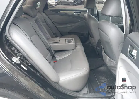 2012 Hyundai Sonata Hybrid z USA, uszkodzony, nr VIN KMHEC4A44CA059150